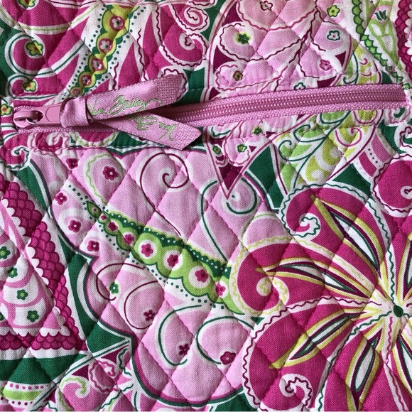 VERA BRADLEY HIPSTER CROSSBODY BAG PINK  EXCELLENT PRELOVED - Picture 7 of 15